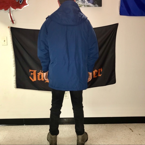 L. L Bean | Men’s Large Blue Winter Jacket - Picture 7 of 8